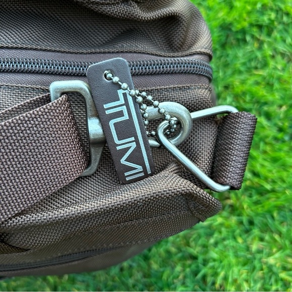 TUMI Canvas and Leather Duffle Travel Gym Bag in Chocolate Brown 
Made in USA - Picture 6 of 14